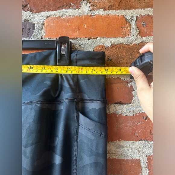 Avia Women's High Waist Crop Legging with Side Pockets, Size 2xl - Picture 7 of 9